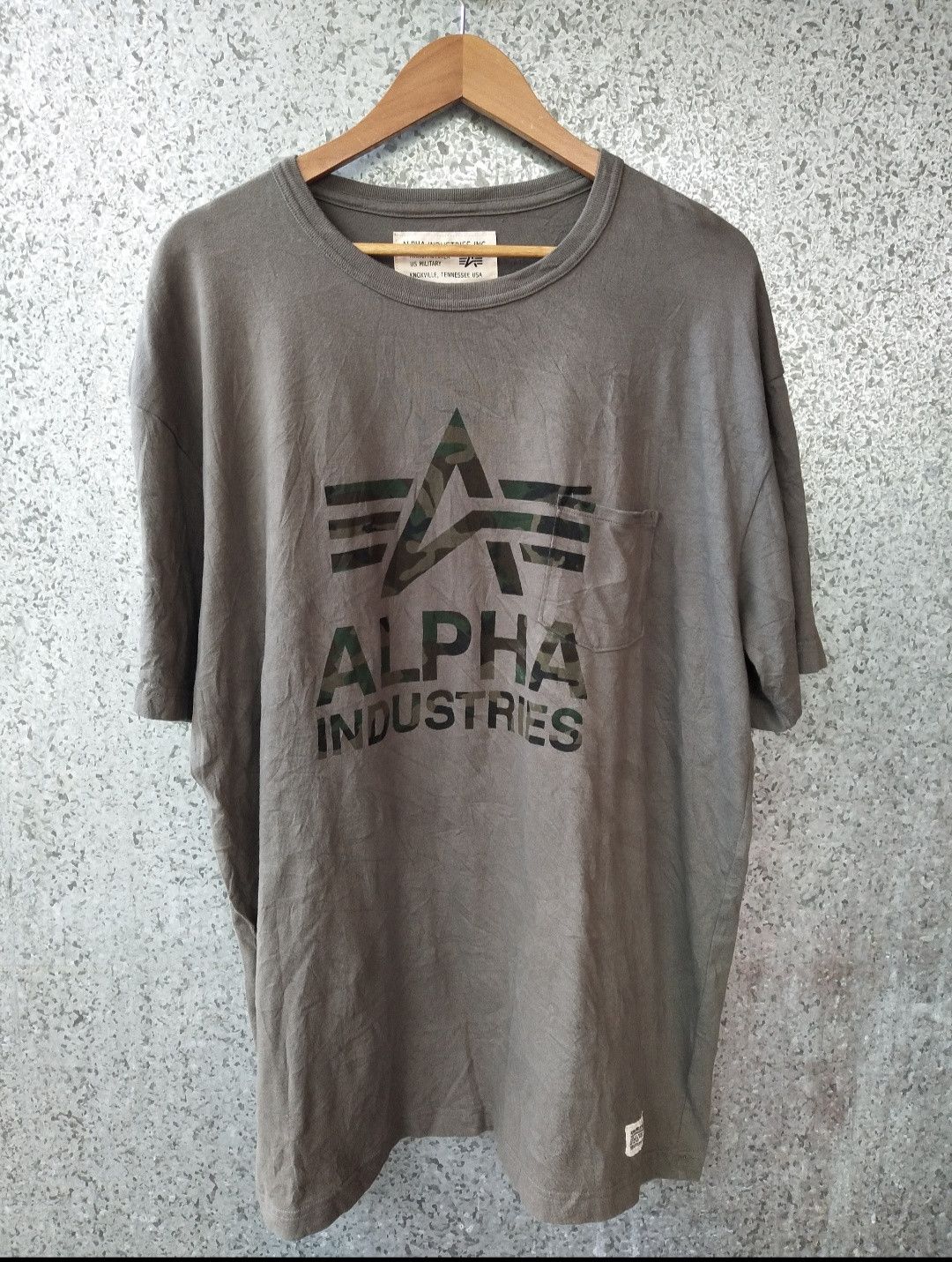 Alpha Industries 🔥 Alpha Industries t shirt big logo single pocket Size US XL / EU 56 / 4 - 1 Thumbnail