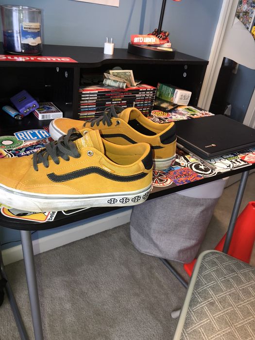 Vans x hotsell independent yellow