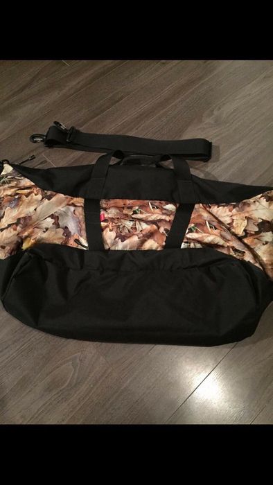 Supreme Supreme x The North Face Apex Duffle Bag Leaves | Grailed