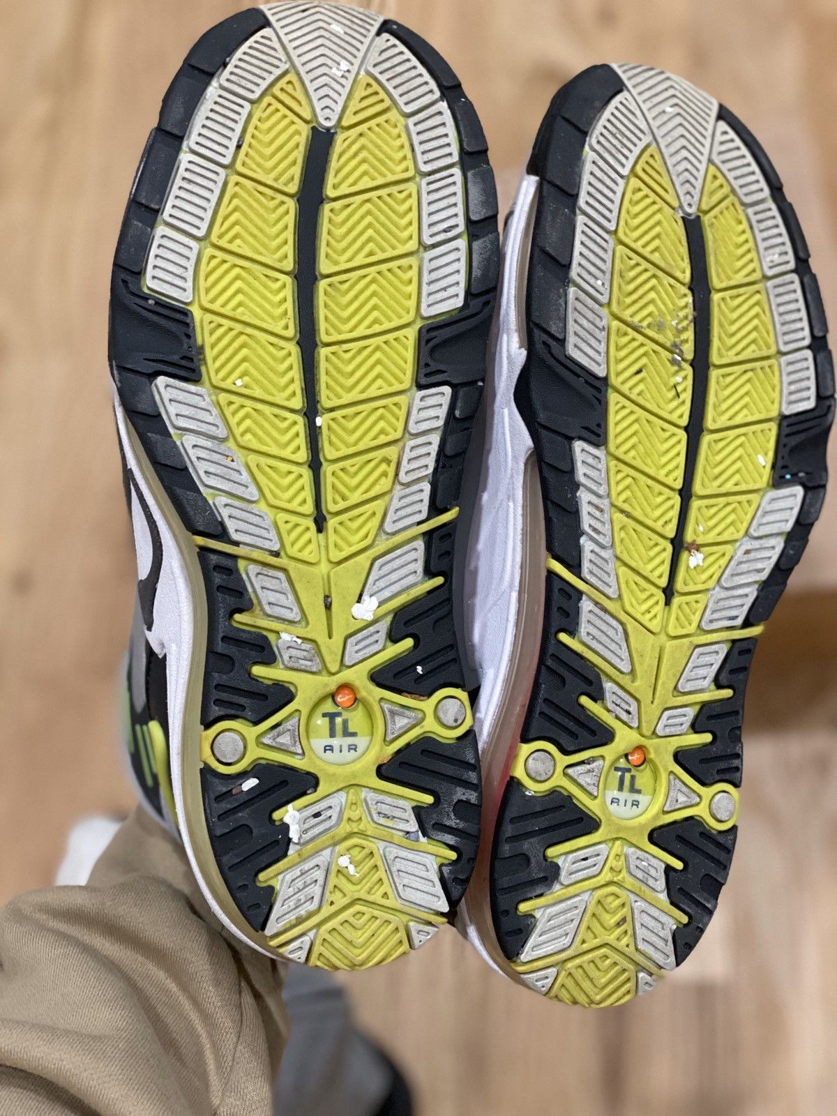 Nike Air Max Pillar “Neutral Grey” 2012