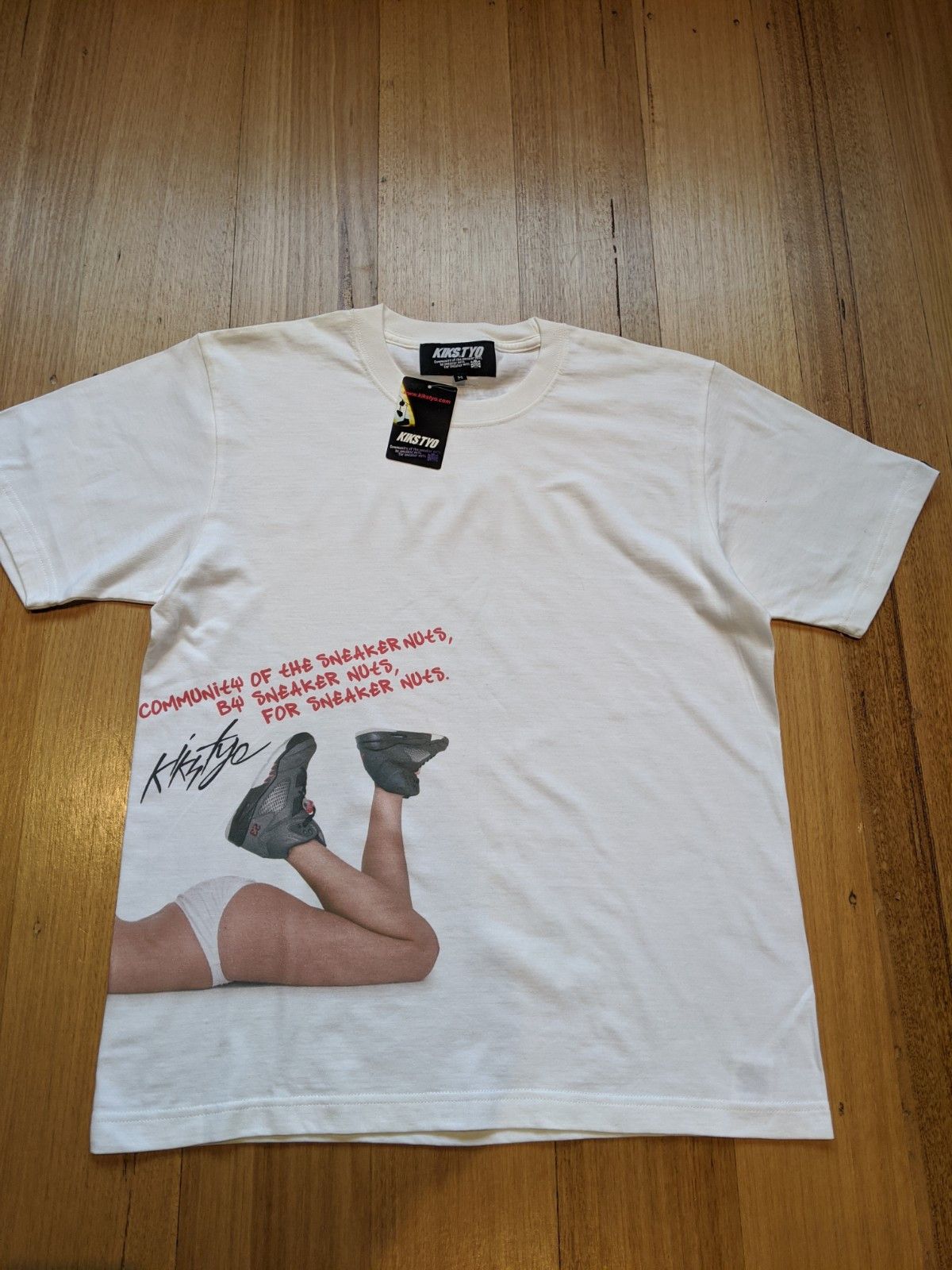 Kiks Tyo T-Shirt Aya Kiguchi Black Bulls Limited Edition