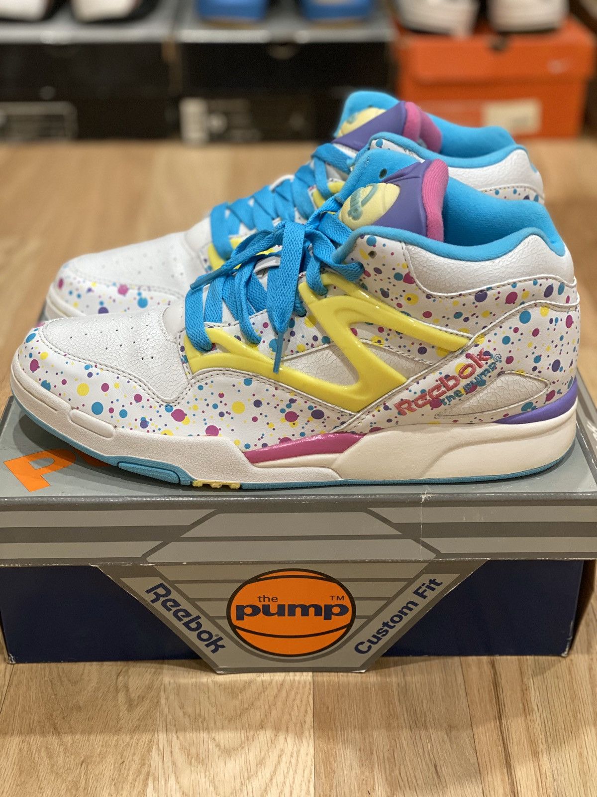 Reebok cheap easter pump