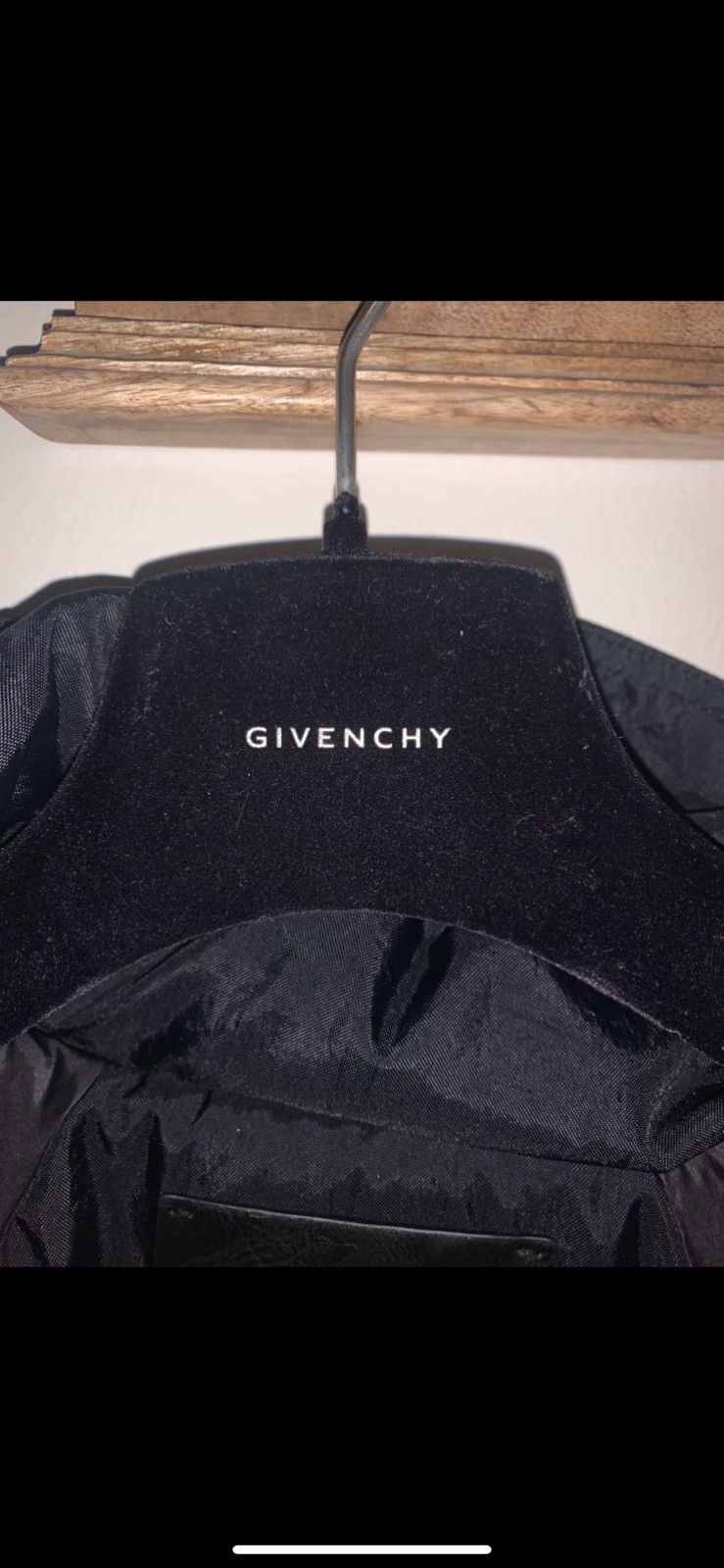 Givenchy Givenchy windbreaker Size US XL / EU 56 / 4 - 5 Thumbnail