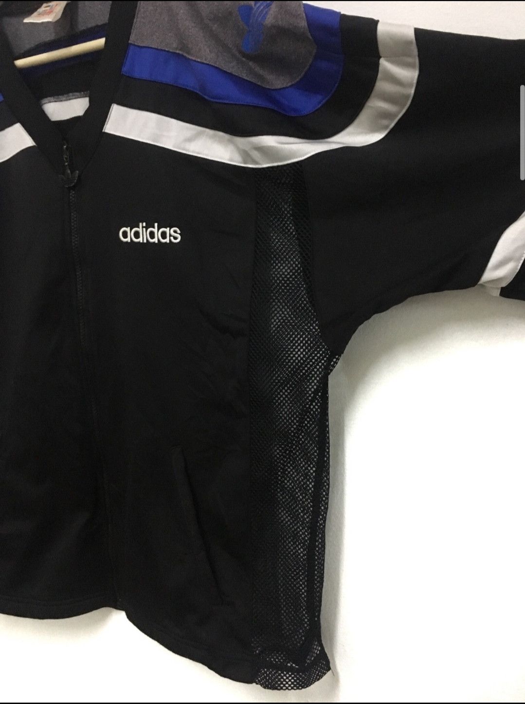 Adidas Rare Design Adidas Zipper Half Sleeve Sweater Hiphop Size US L / EU 52-54 / 3 - 3 Thumbnail
