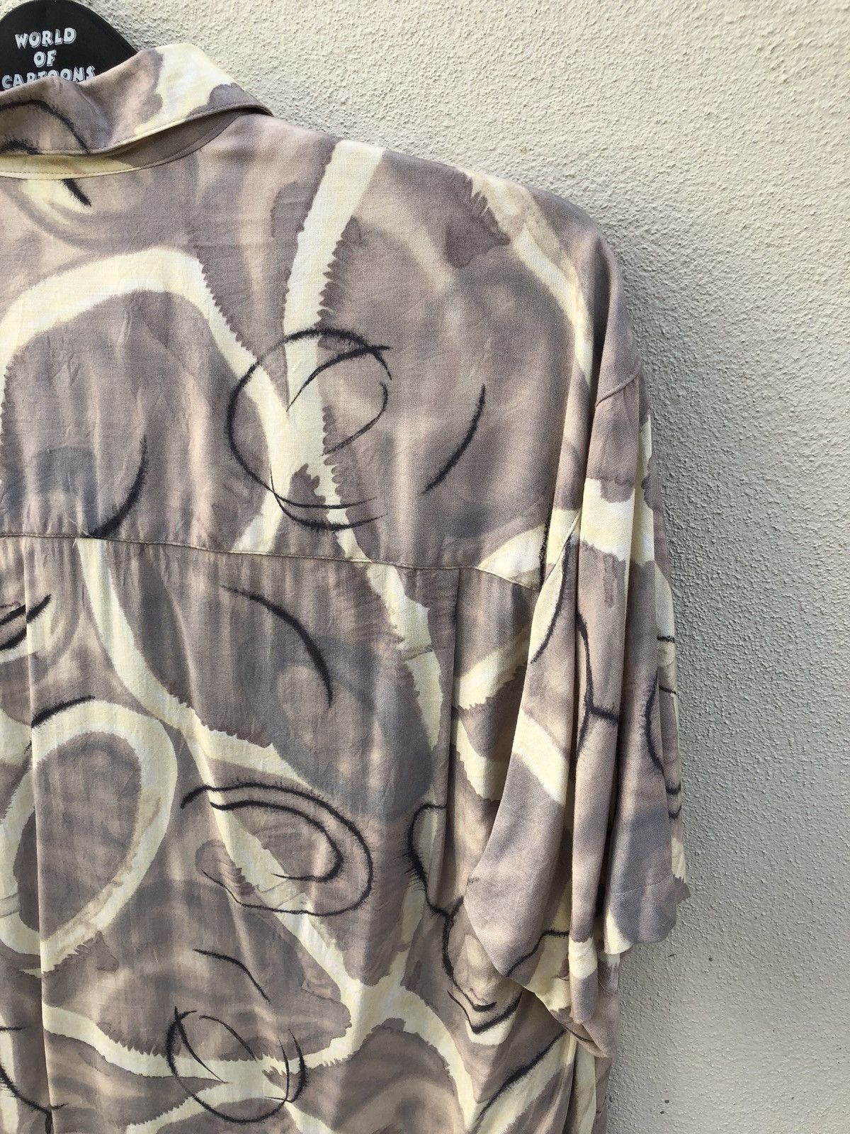 Warehouse Japan Brand Warehouse Abstract Pattern Hawaiian Rayon Size US M / EU 48-50 / 2 - 7 Thumbnail