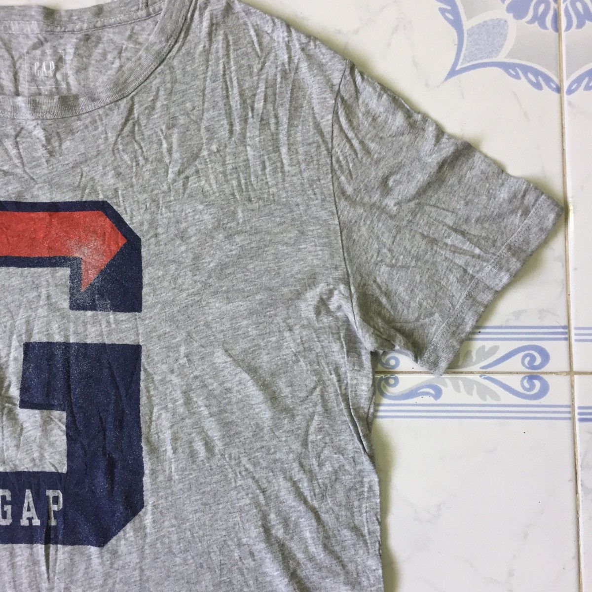Gap Gap Big G Short Sleeve Tshirt Size US S / EU 44-46 / 1 - 4 Thumbnail