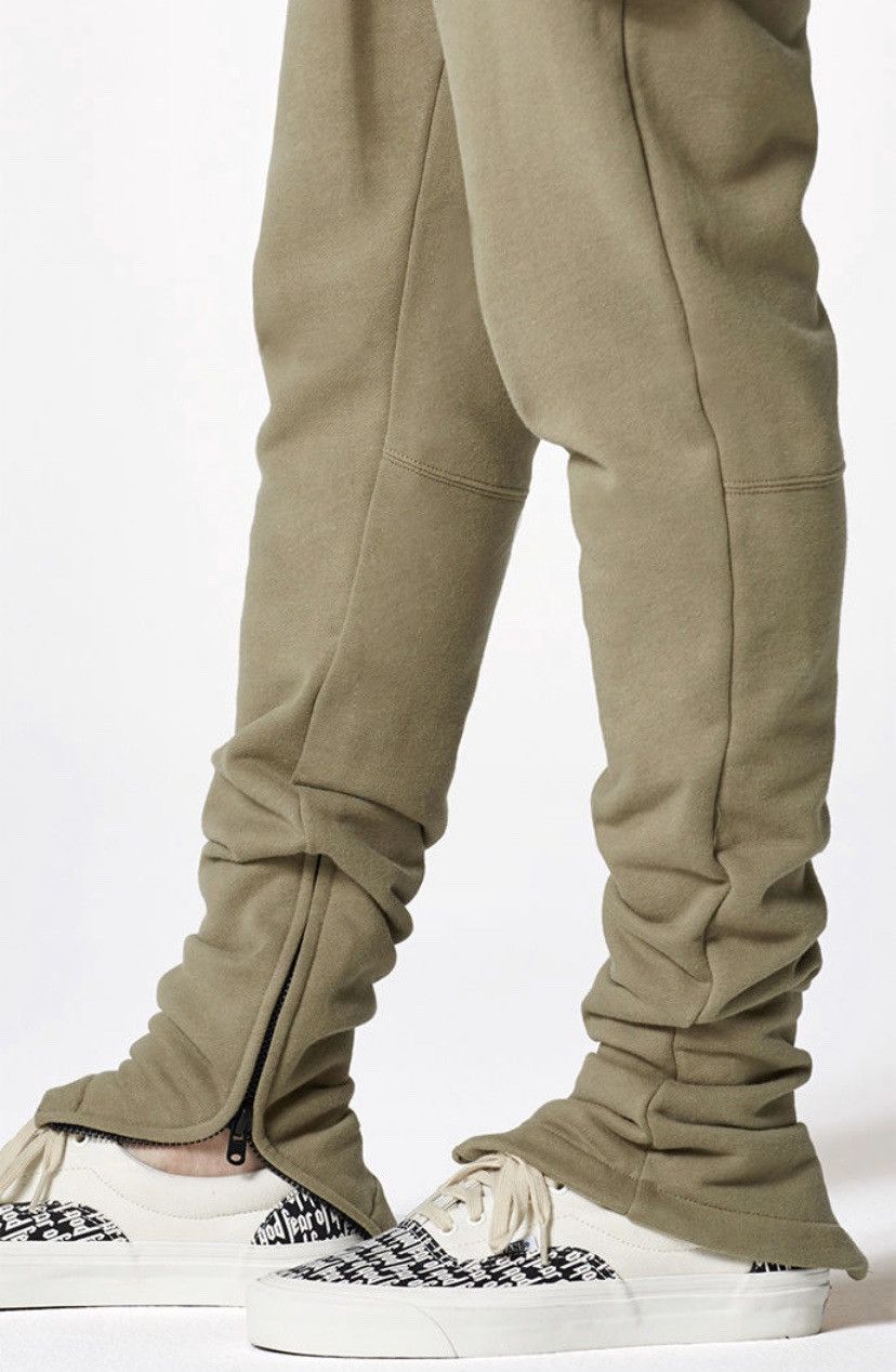 FOG Essentials Sweatpants ‘Silver Sage’ Size US 35 - 2 Thumbnail