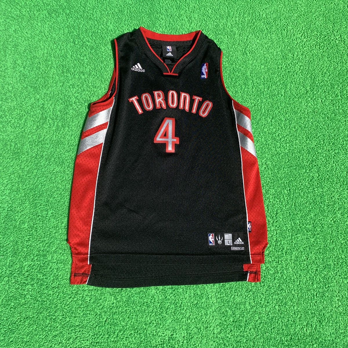 Adidas × NBA × Vintage Vintage Adidas NBA Toronto Raptors