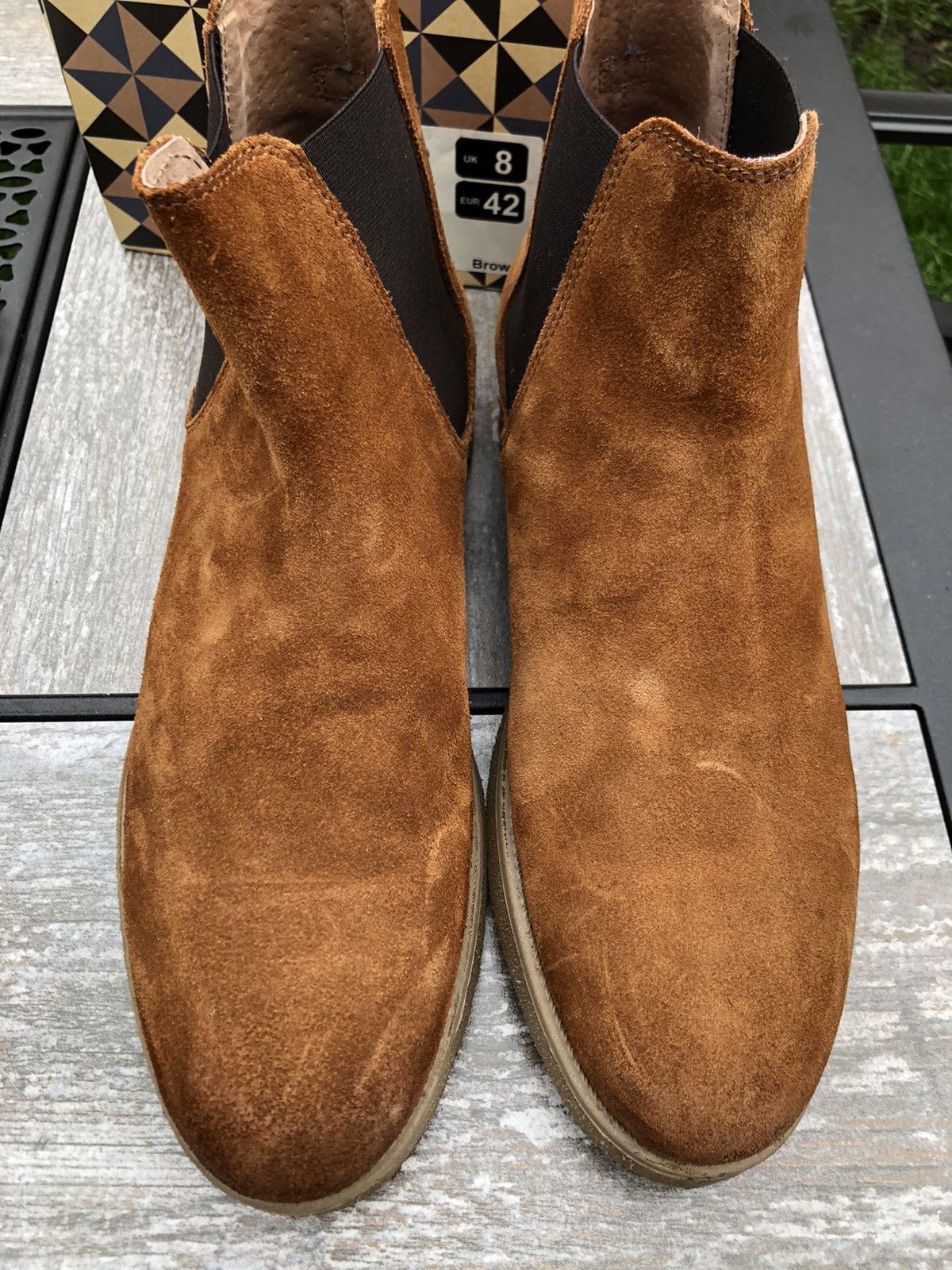 River Island Barnes Suede Chelsea boot Size US 8.5 / EU 41-42 - 1 Thumbnail