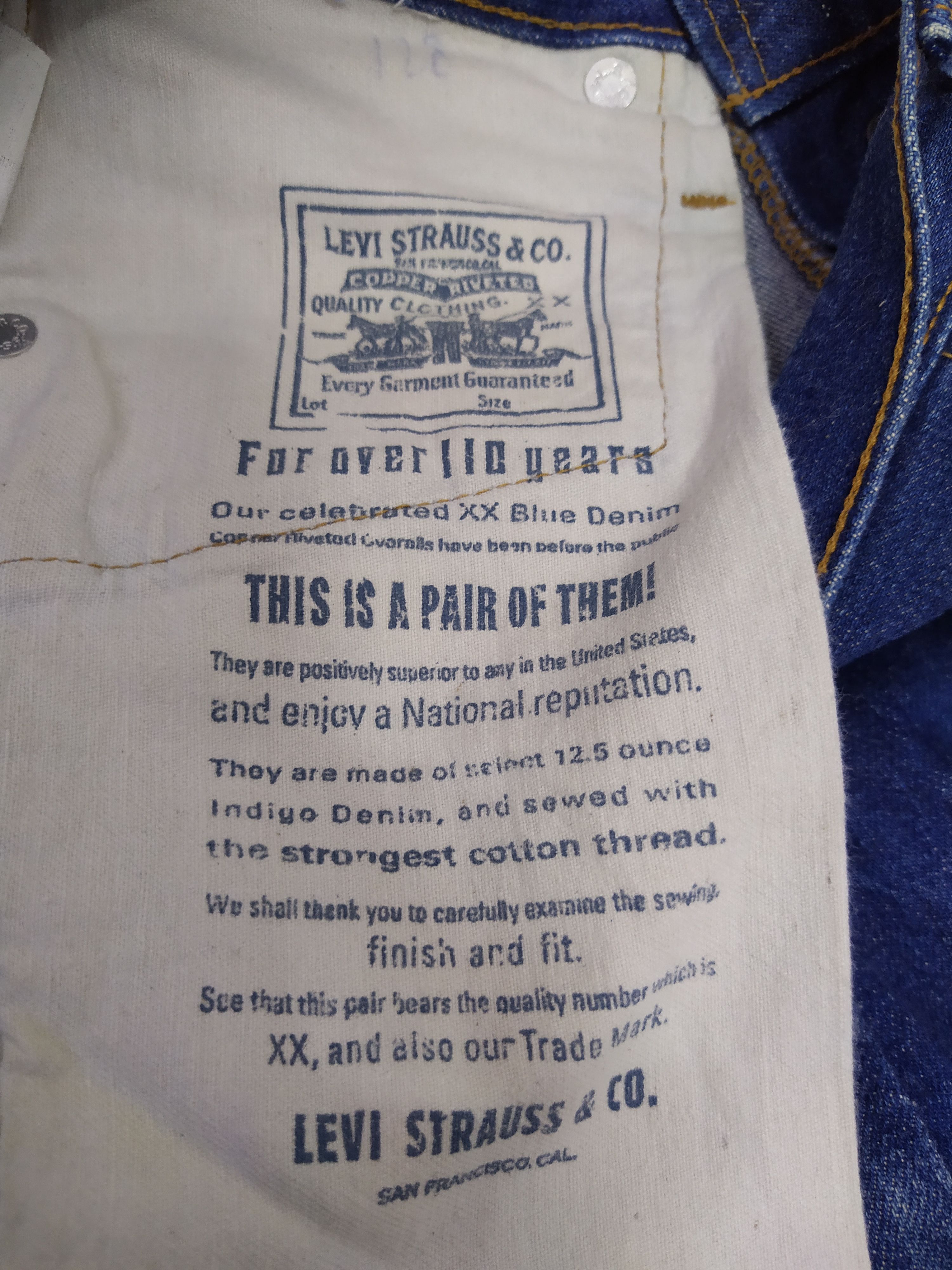 Levi's 90s LEVIS 501 BIG E SELVEDGE DENIM 555 ANNIVERSARY (B255) Size US 27 - 8 Thumbnail