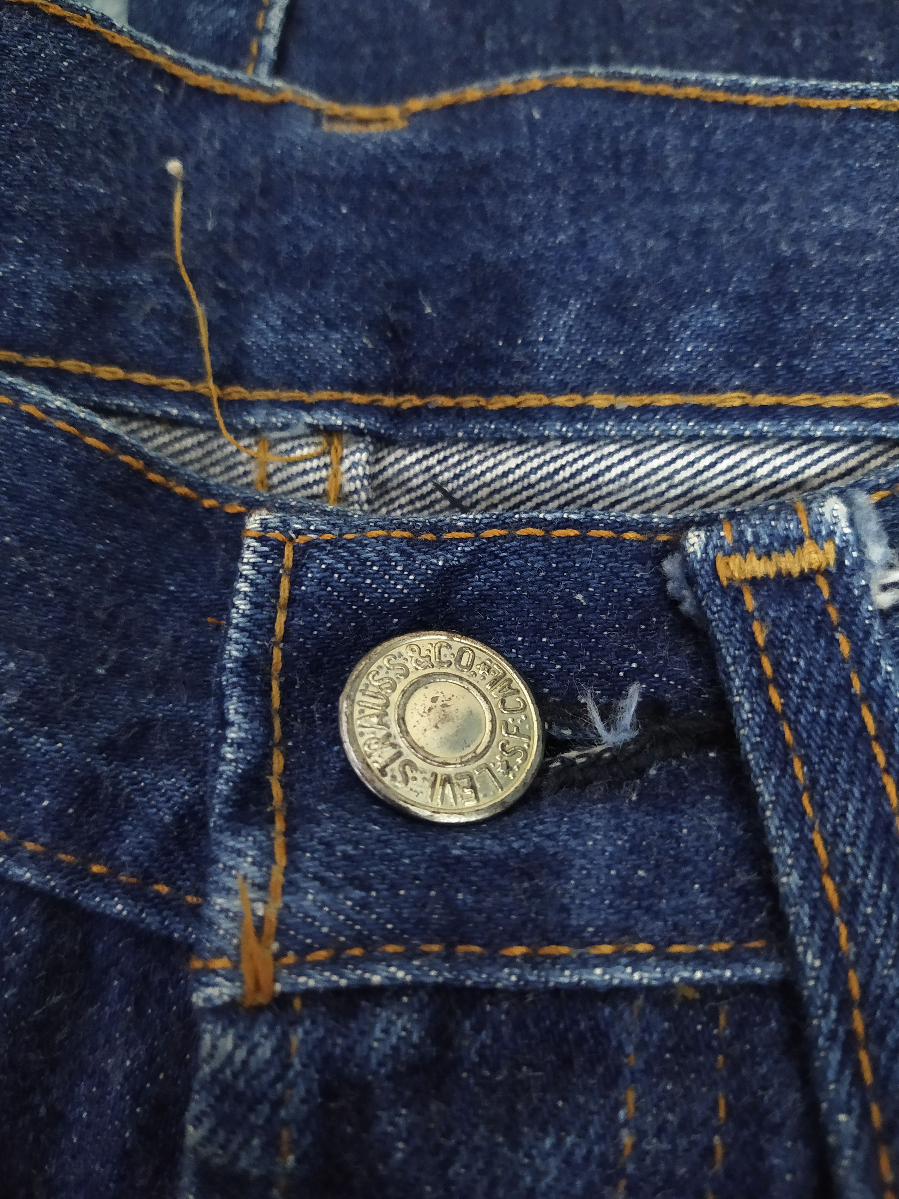 Levi's 90s LEVIS 501 BIG E SELVEDGE DENIM 555 ANNIVERSARY (B255) Size US 27 - 5 Thumbnail
