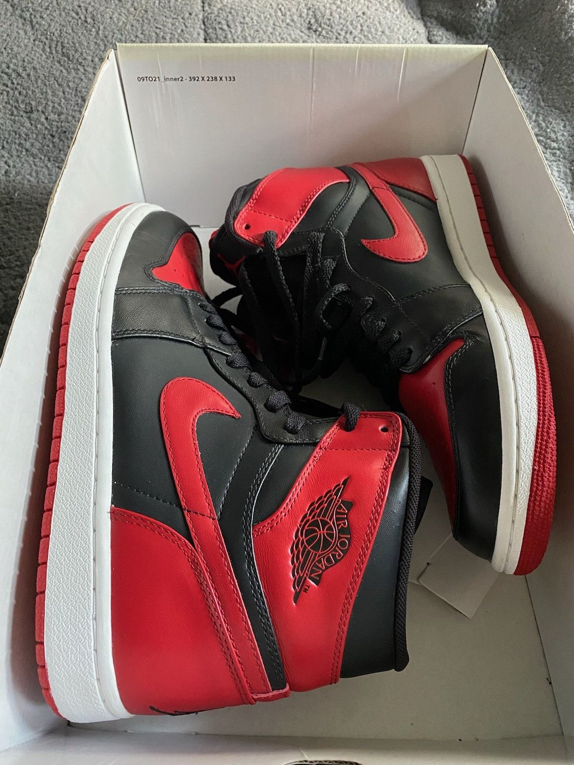 Jordan Brand Air jordan 1 Bred Size US 11 / EU 44 - 2 Thumbnail