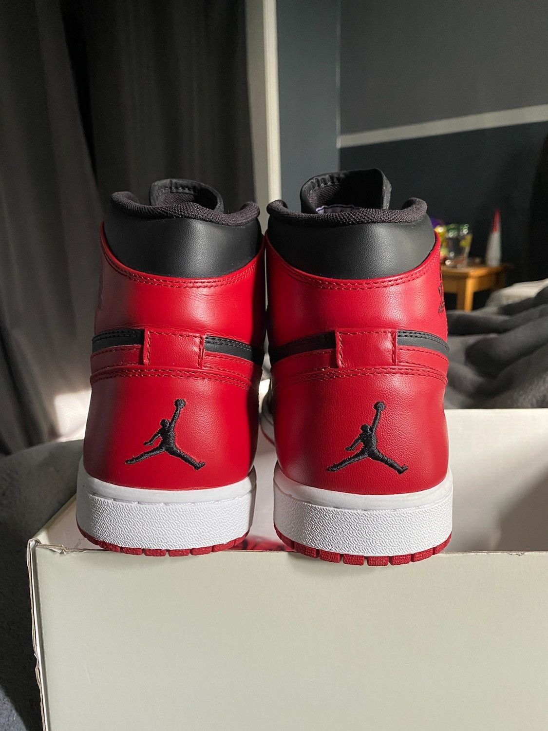 Jordan Brand Air jordan 1 Bred Size US 11 / EU 44 - 4 Thumbnail