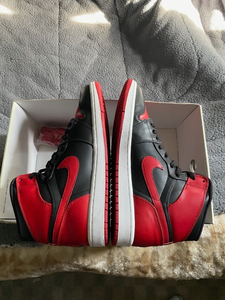 Jordan Brand Air jordan 1 Bred Size US 11 / EU 44 - 12 Thumbnail