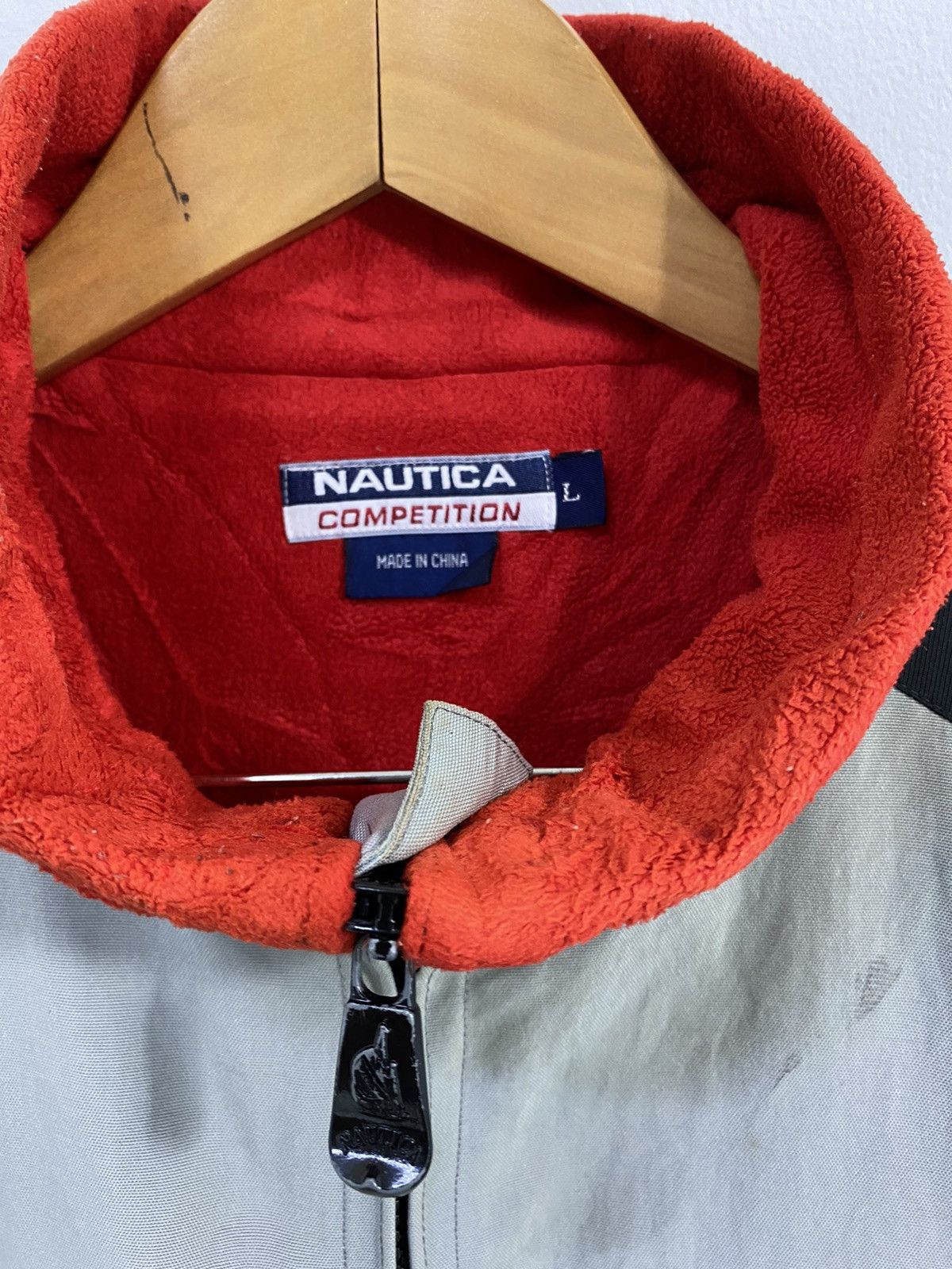 Nautica Vintage Nautica Vest Glow in the Dark Logo Big Logo Design Size US L / EU 52-54 / 3 - 4 Thumbnail
