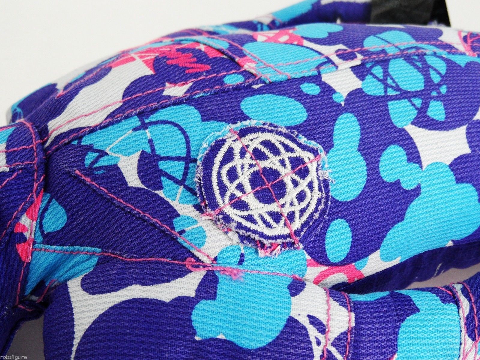 Futura Futura 2000 UNKLE 3d Cushion Brand New 2005 Size ONE SIZE - 3 Thumbnail