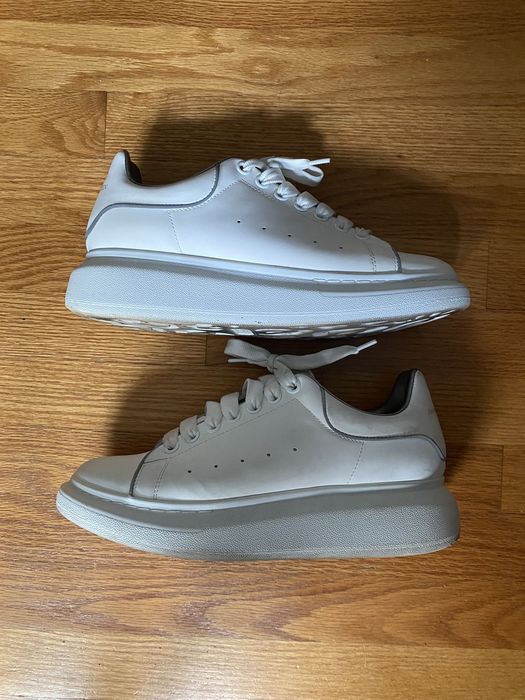 Alexander mcqueen 3m store detail oversized sneaker