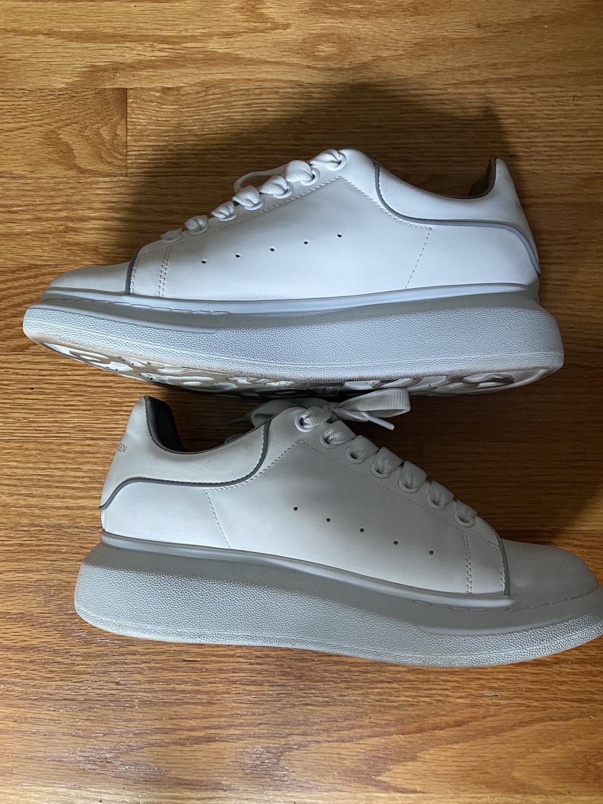 Alexander McQueen 3M Detail Oversized Sneaker