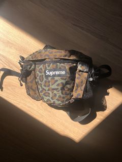 Supreme Waist Bag Leopard FW20  Waist bag, Supreme bag, New era shop