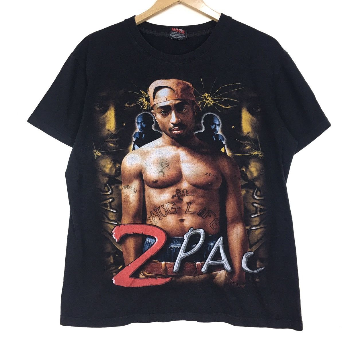 Rap Tees Rare‼️ vintage Early 2000’s Tupac shakur T-shirt Big print Size US M / EU 48-50 / 2 - 2 Thumbnail