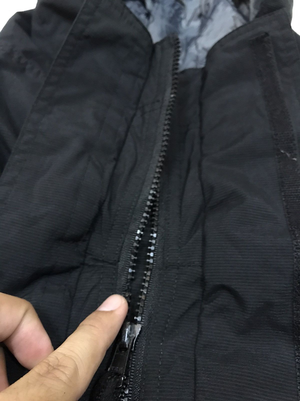 Bonfire × Bonfire Outerwear BONFIRE WINDBREAKER JACKET LARGE Size US L / EU 52-54 / 3 - 9 Thumbnail