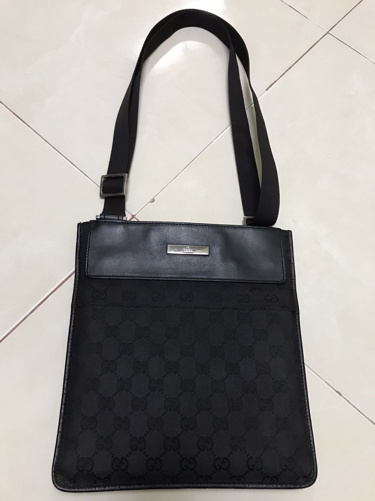 Gucci DELETE TODAY!!! AUTH GUCCI SHOULDER CROSSBODY BAG Grailed