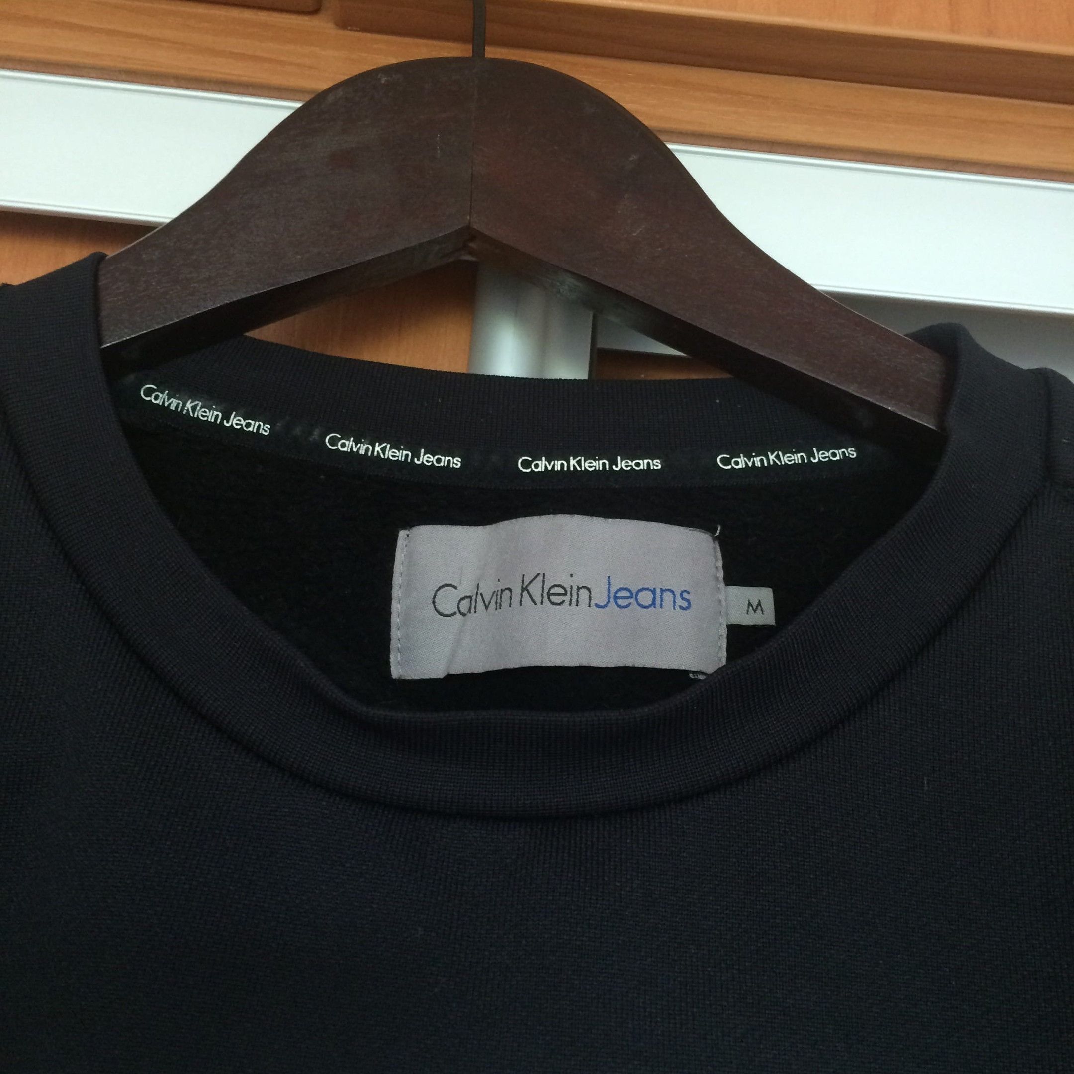 Calvin Klein Calvin Klein Reflective Logo Sweatshirt Size M / US 6-8 / IT 42-44 - 7 Thumbnail
