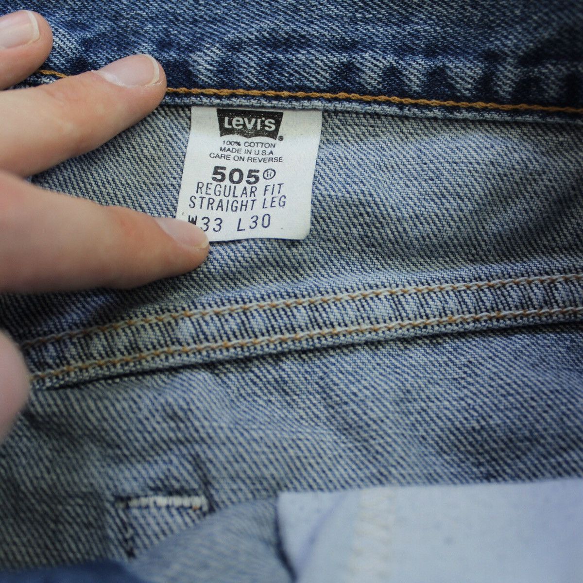 Levi's × Vintage 90s Mid Wash Levis 505s Size US 31 - 4 Thumbnail