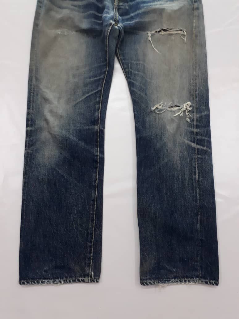 Japanese Brand Tabloid News Jeans Selvedge Denim Distressed Size US 30 / EU 46 - 12 Thumbnail