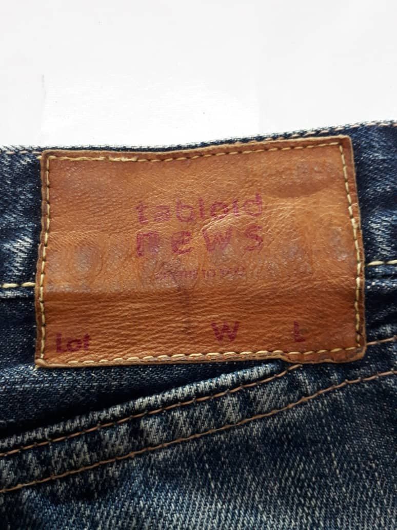 Japanese Brand Tabloid News Jeans Selvedge Denim Distressed Size US 30 / EU 46 - 18 Thumbnail