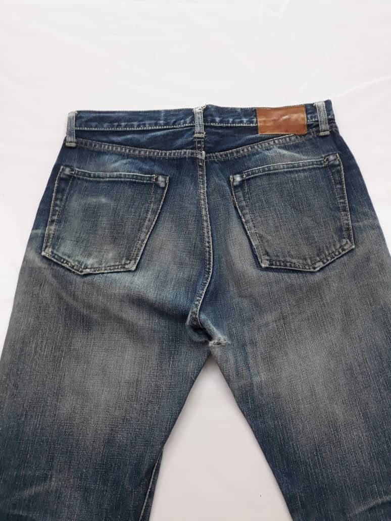 Japanese Brand Tabloid News Jeans Selvedge Denim Distressed Size US 30 / EU 46 - 4 Thumbnail