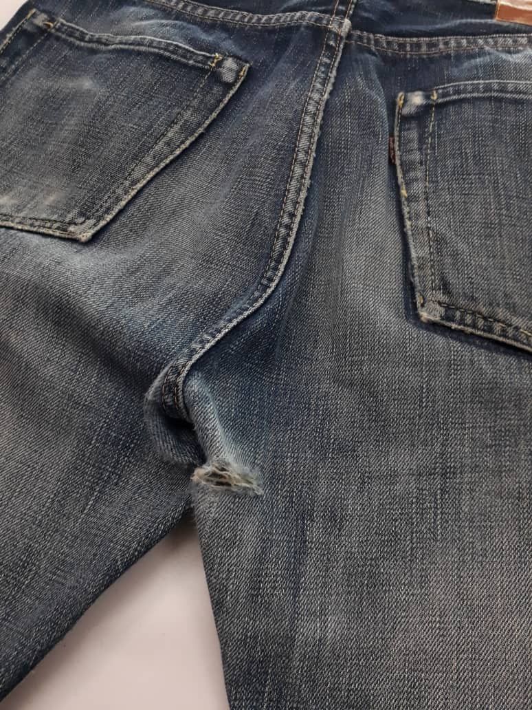 Japanese Brand Tabloid News Jeans Selvedge Denim Distressed Size US 30 / EU 46 - 11 Thumbnail