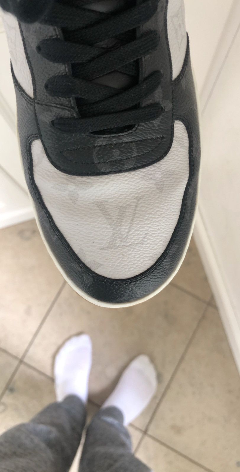 Louis Vuitton Louis Vuitton sneakers Size US 9.5 / EU 42-43 - 2 Thumbnail