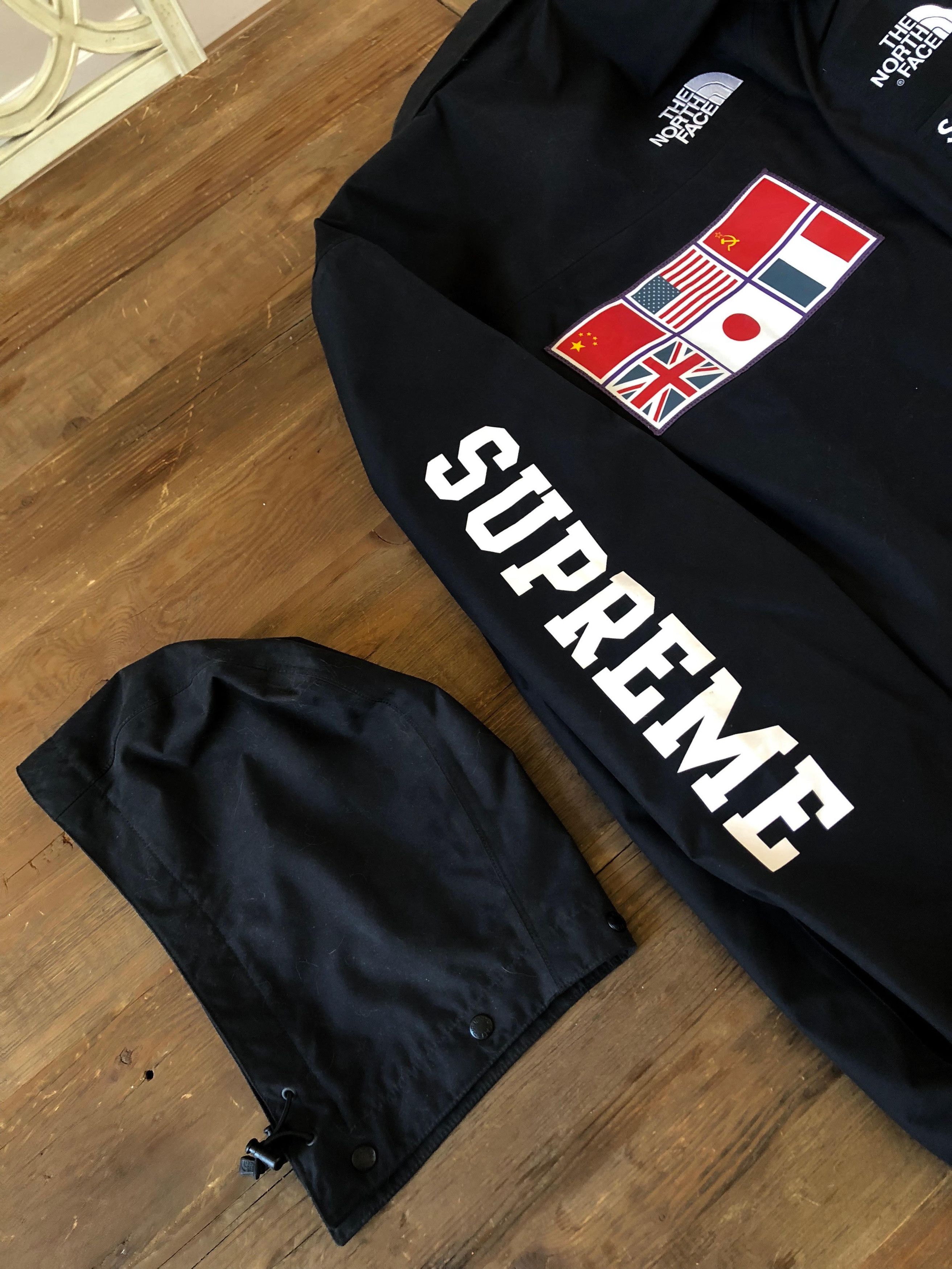Supreme × The North Face TNF Expedition Coaches Flags Jacket