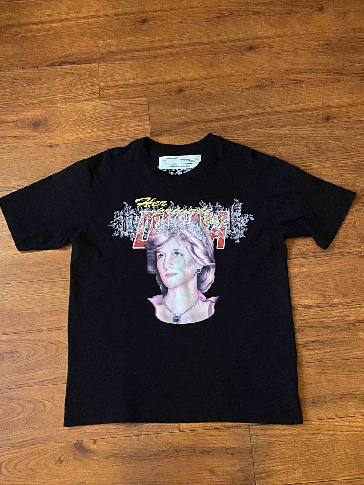 Off white diana t shirt 2025