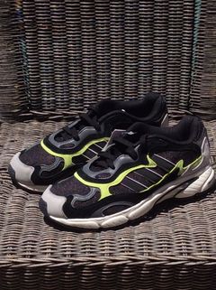 Adidas temper run hot sale black glow