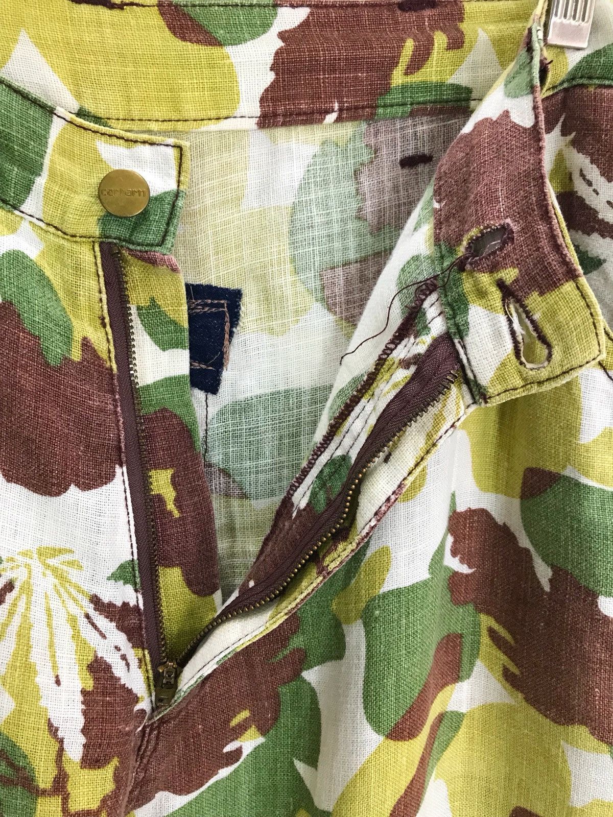 Carhartt CARHARTT Camouflage Linen distressed Pants Size US 34 / EU 50 - 14 Thumbnail