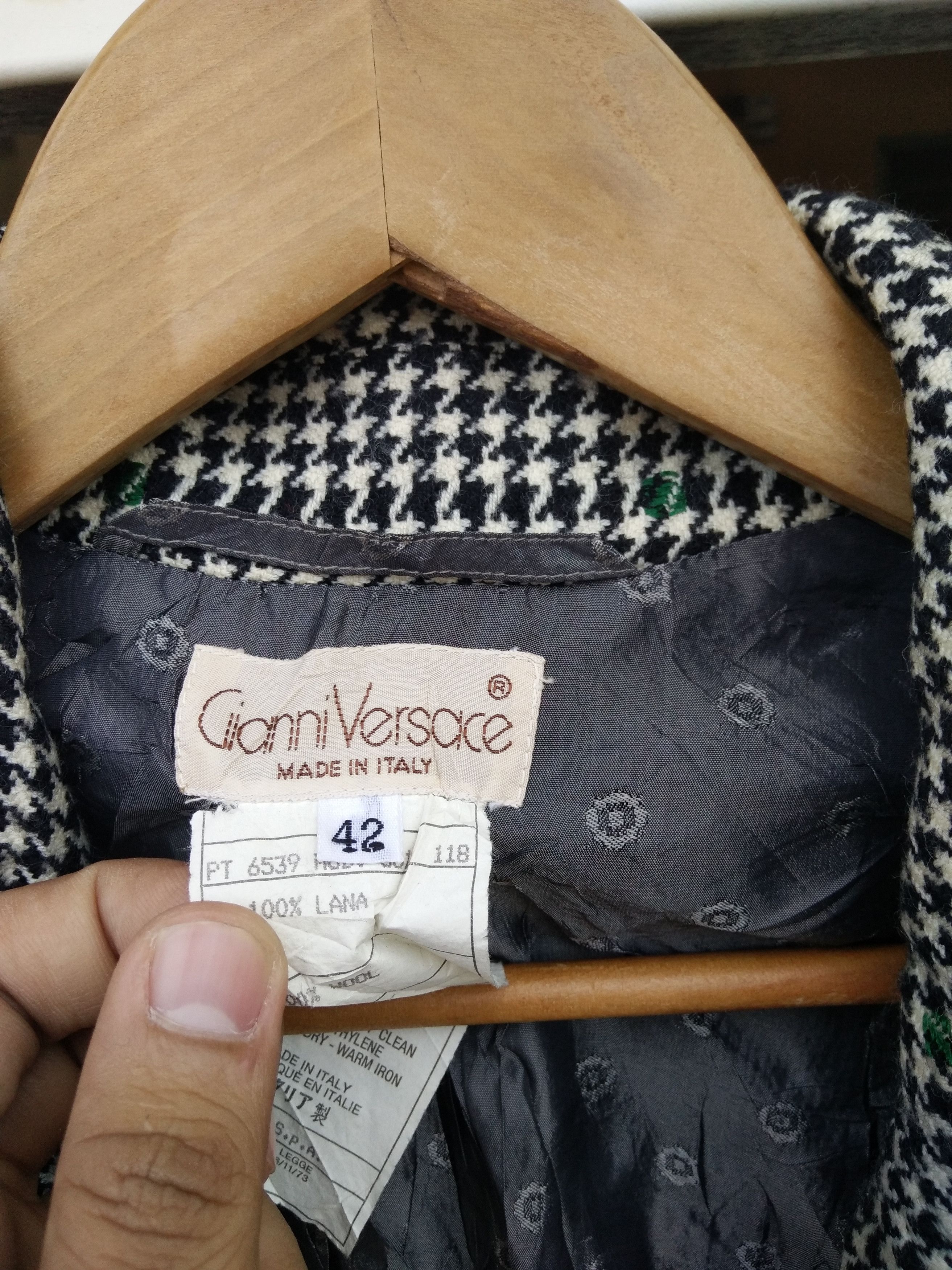 Versace Luxury Gianni Versace Wool Coat Made in Italy Size US S / EU 44-46 / 1 - 10 Thumbnail