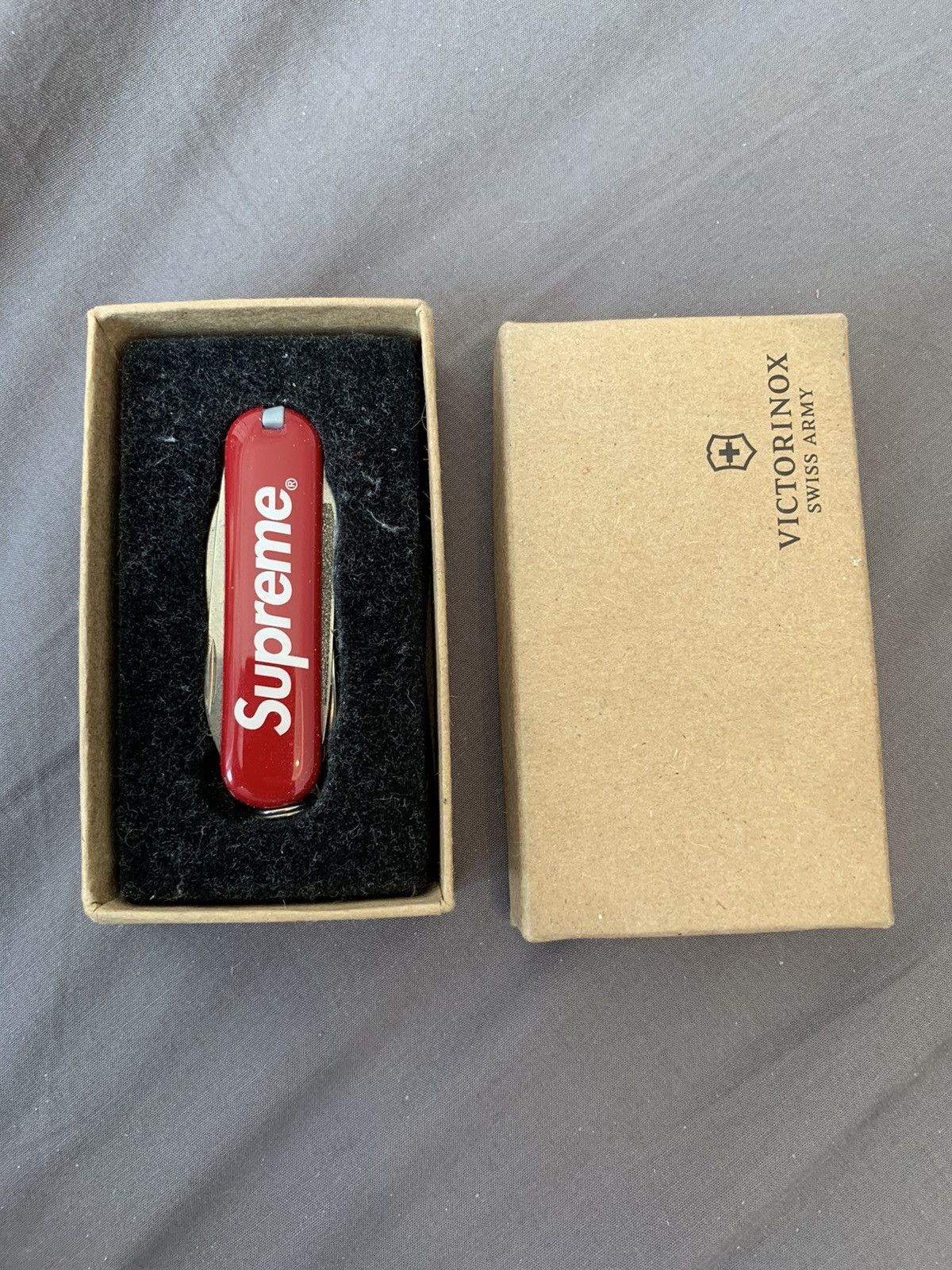 Supreme × Victorinox FW15 Supreme Victorinox Money Clip