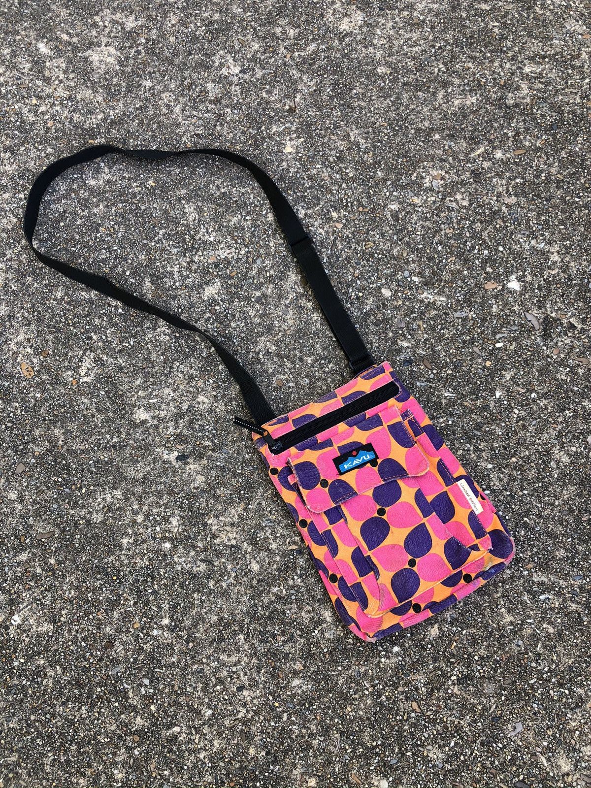 Limited edition kavu bags deals