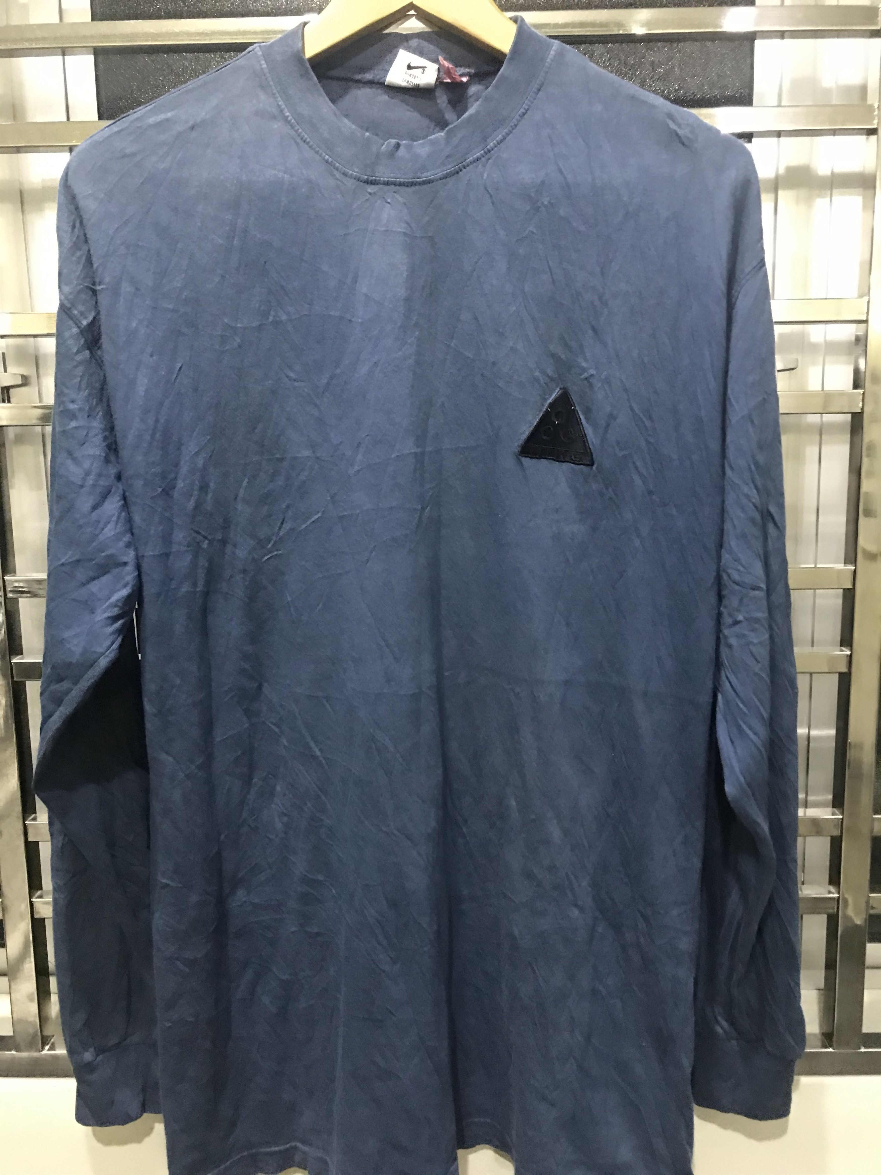 VINTAGE 90'S NIKE ACG BLACK LOGO LONG SLEEVE TSHIRT