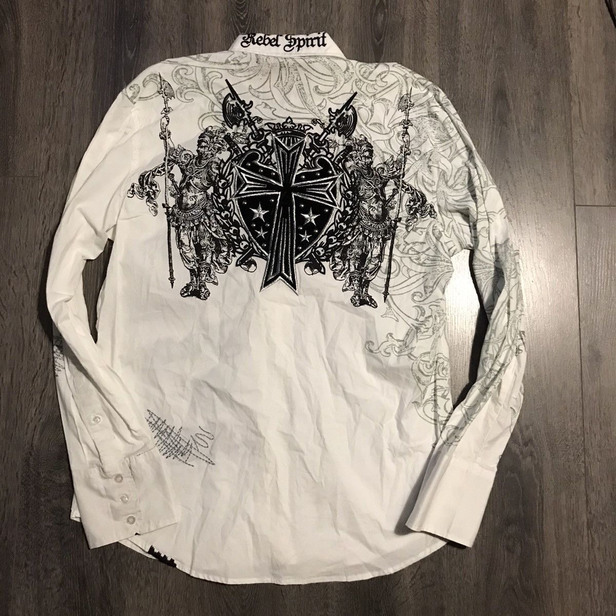 Vintage VTG Rebel Spirit Knight Embroidered Dress Shirt! Size US M / EU 48-50 / 2 - 3 Thumbnail