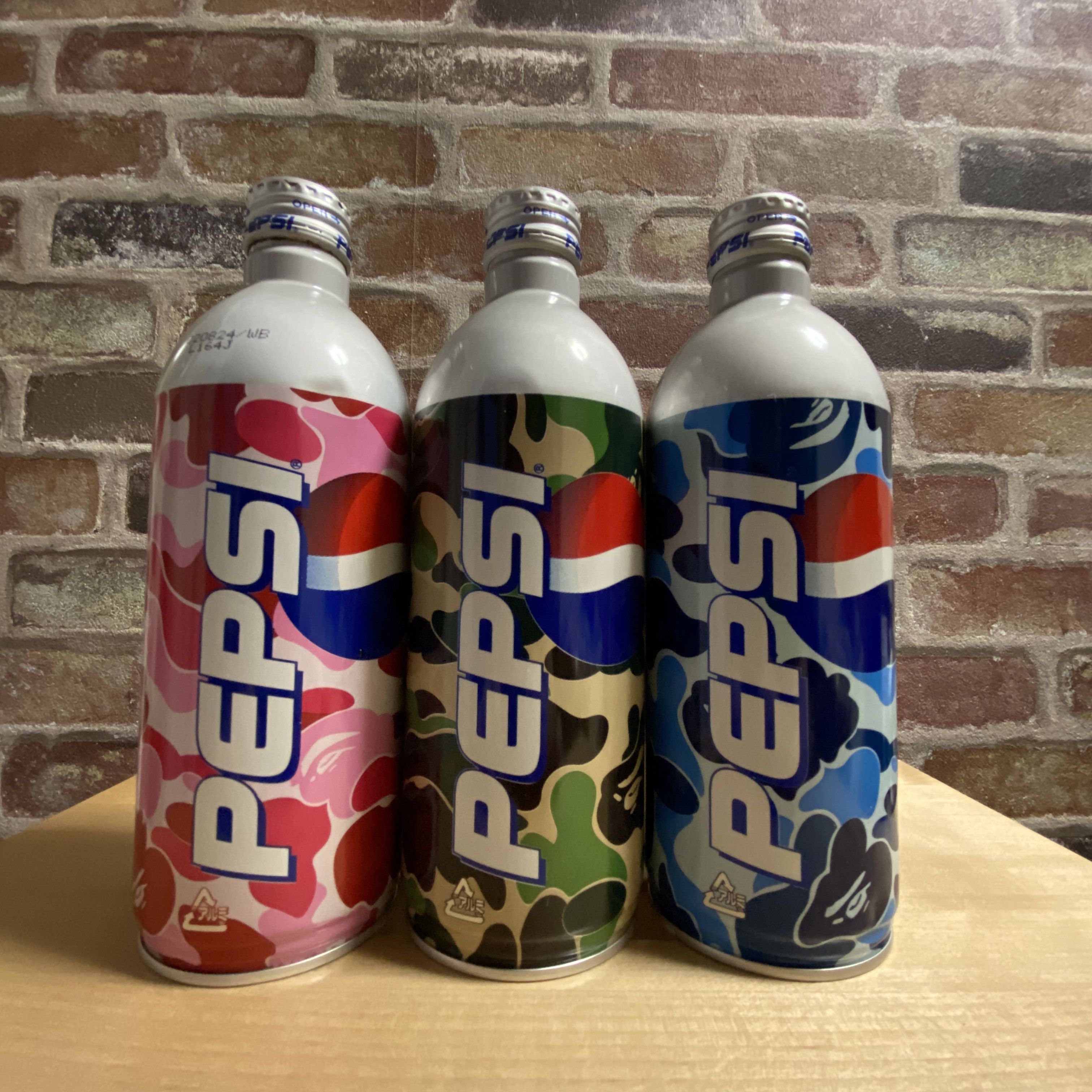 Bape × Pepsi SEALED Bape x Pepsi Bottle Set 2001 Size ONE SIZE - 2 Thumbnail