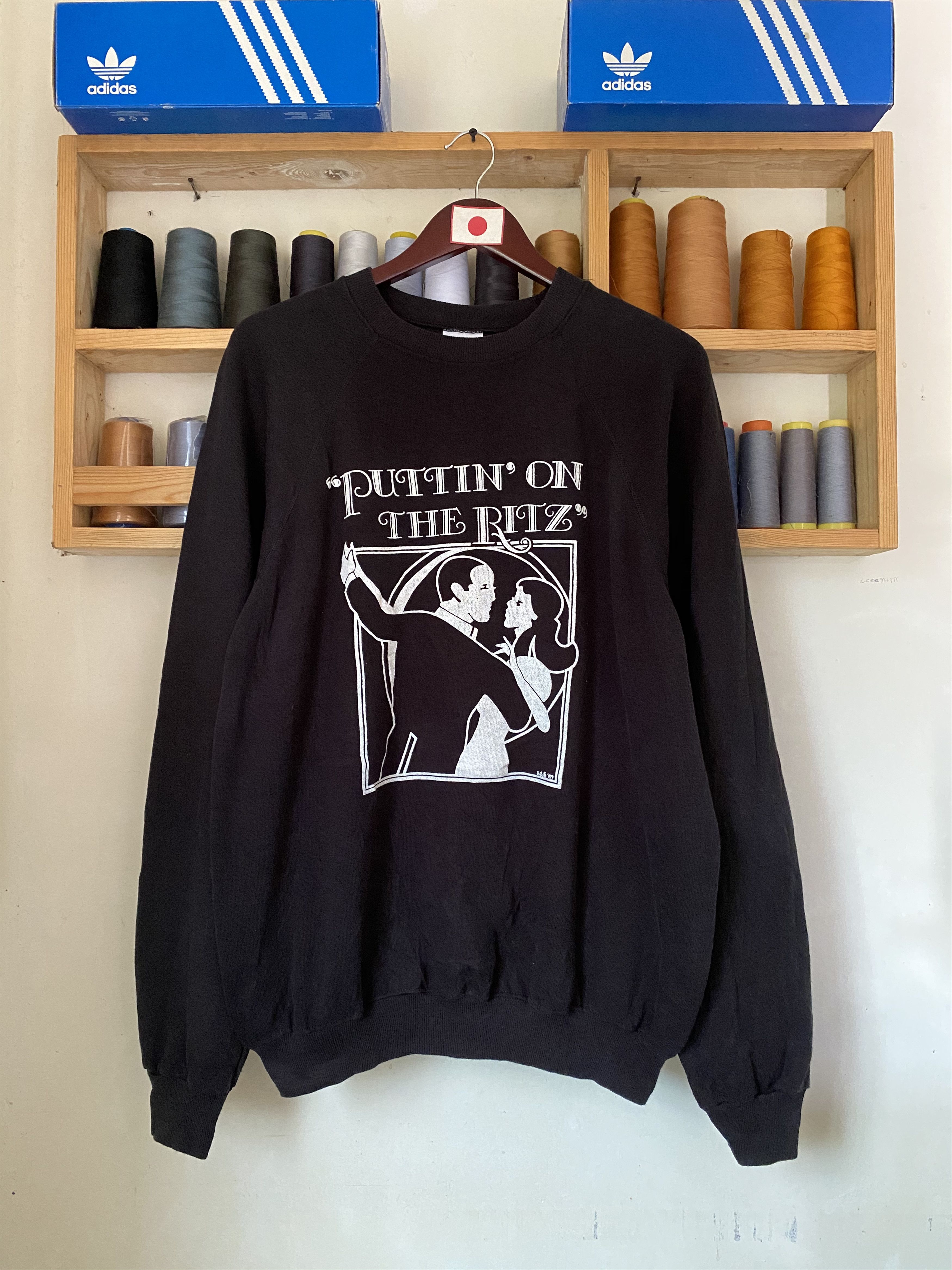 Vintage Vintage 80s Puttin On The Ritz Sweatshirt Size US XL / EU 56 / 4 - 1 Thumbnail