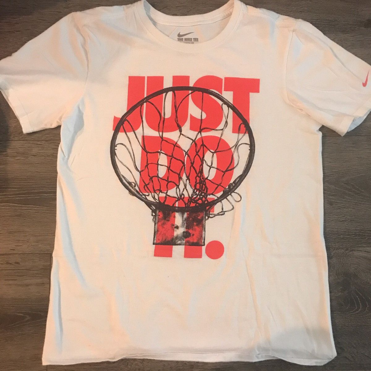 Nike × Vintage VTG Nike “Just Do It” Basketball Hoop White Graphic T-Shirt! Size US S / EU 44-46 / 1 - 2 Thumbnail