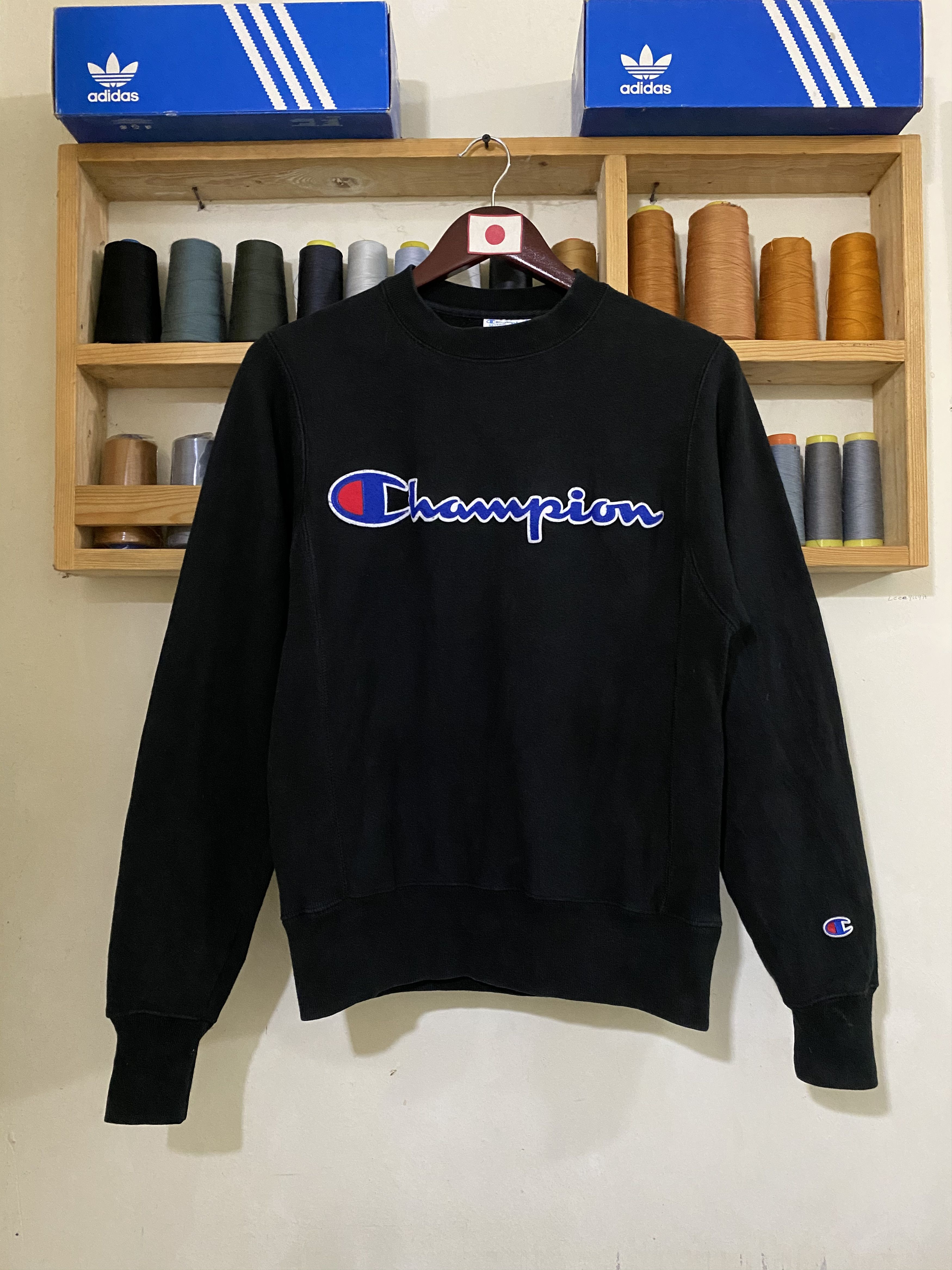 Vintage CHAMPION Sweatshirt Embroidery Big Logo