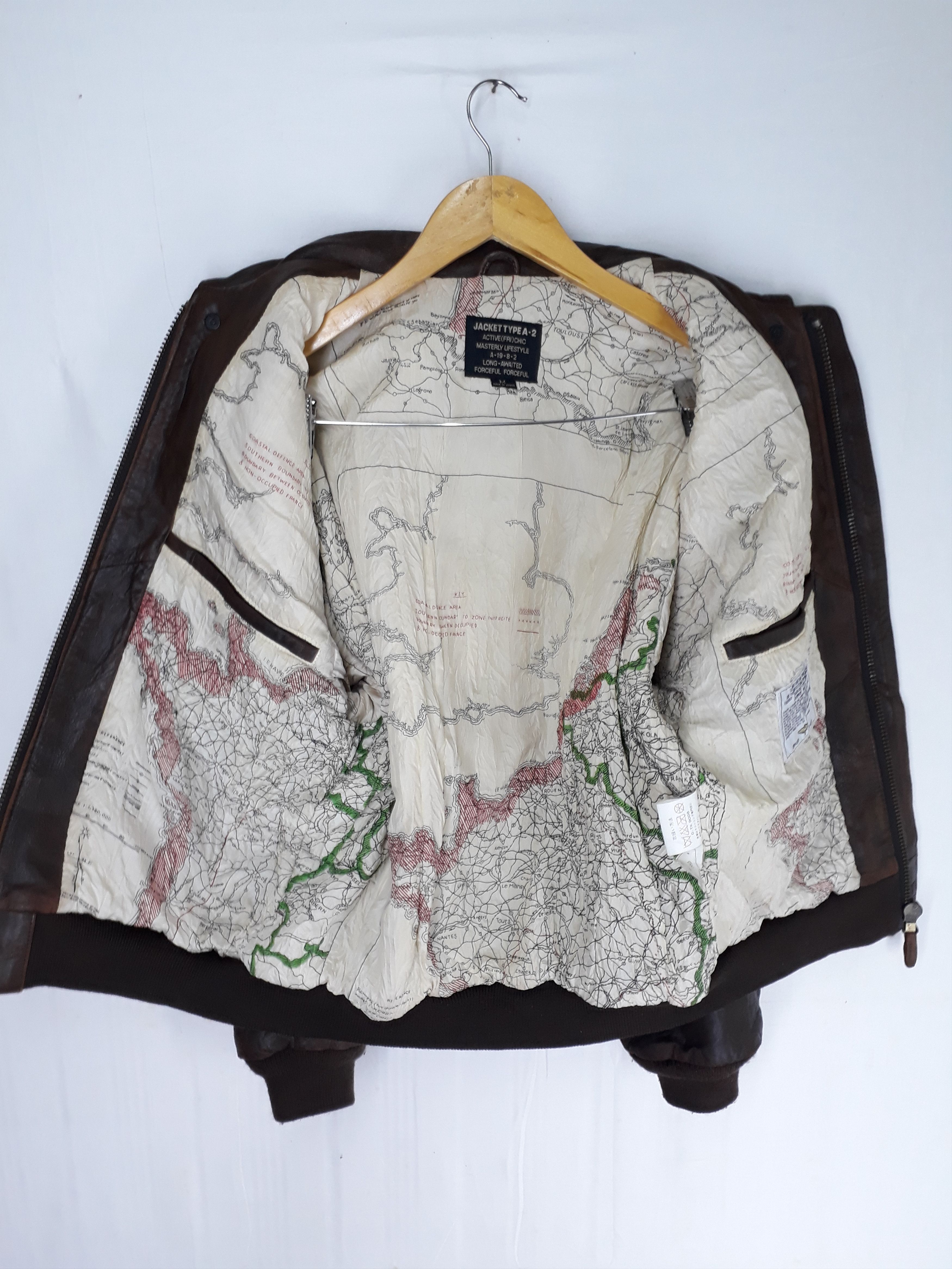 Other Leather A-2 Flight Jacket, "Road to Victory" Size US L / EU 52-54 / 3 - 7 Thumbnail