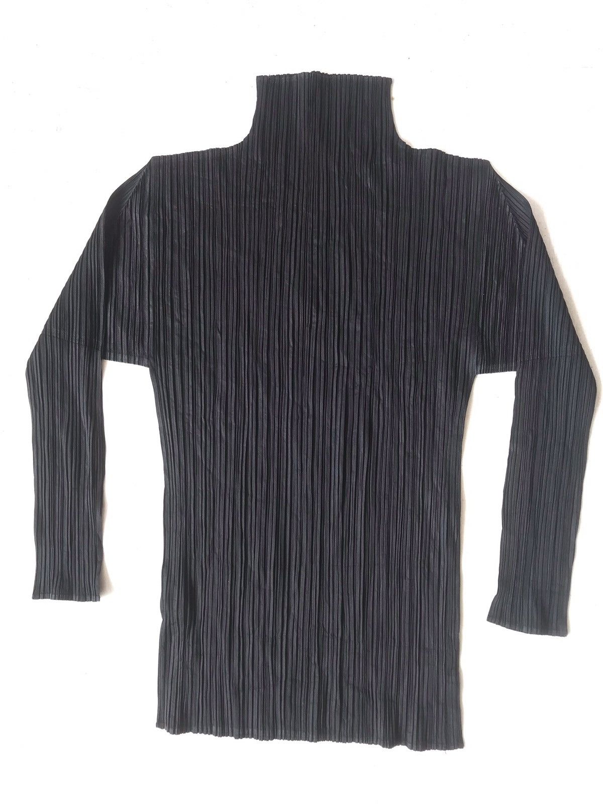 Issey Miyake × Luxury Pleats Please Top L/S Japanese Master Issey Miyake × Luxury Pleats Please Top L/S Japanese Master