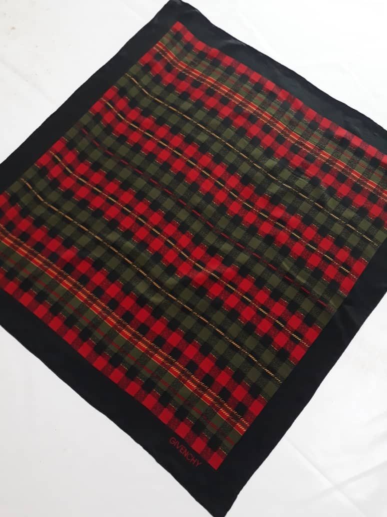 Givenchy Givenchy Silk Scarf/Mafla Size ONE SIZE - 3 Thumbnail