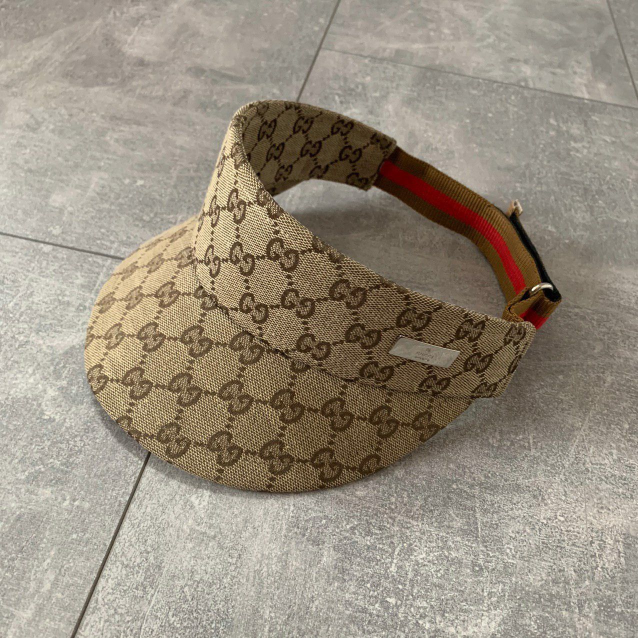 RARE FIND-GUCCI Sun Visor Hat Gucci Sun Visor Hat Used – luxuryforlessjpn main image 2